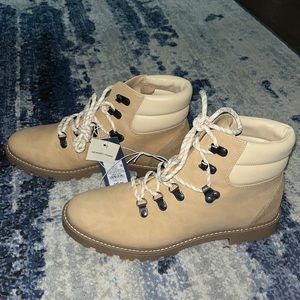 Tully Lace-up winter hiking boots